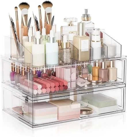 Keep Makeup Brushes Upright Instead of Loose in a Bag