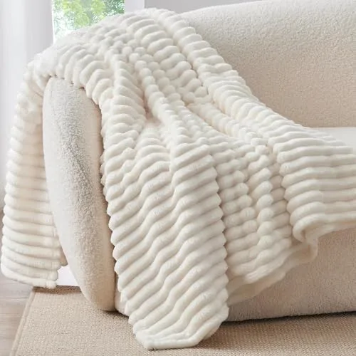 Cozy Ribbed Throw Blanket