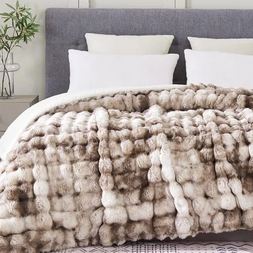 Faux Fur Ombre Throw Blanket