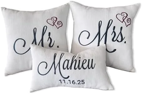 Personalized Mr. & Mrs. Pillow Set