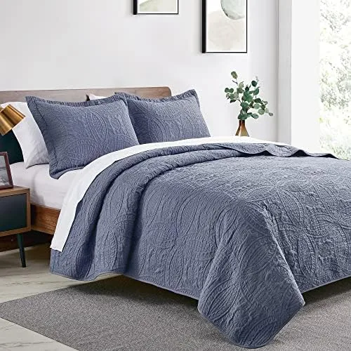 Quilted Paisley Medallion Bedspread